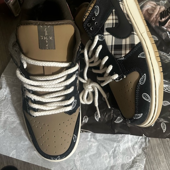 Travis shoes clon 
1:1 
Size 8 de hombre 9.5 women - Picture 2 of 6